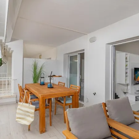 Hauzify I L'estel Apartment Sant Feliu de Guixols