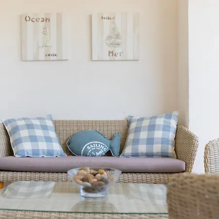 Hauzify I L'estel *